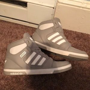 Adidas High tops. Kids size 6.5. Women’s 8-8.5